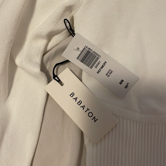 Babaton long sleeve shirt /sweater (Never worn tags on) - Picture 2 of 2